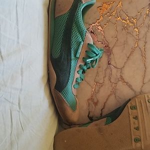 Puma walking/running shoes